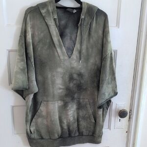 Men's Tie Dye Green Hooded Sweater